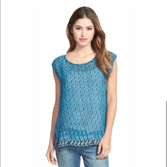 Two Vince Camuto Blouse Blue Size S - Picture 1 of 6